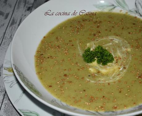 Crema de brócoli y sésamo