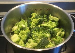 Crema de brócoli y sésamo