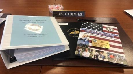 Nombran a un cubano como comisionado de Derechos Humanos en Kentucky