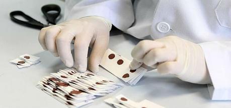 Cómo se realiza la prueba de talon: extracción de sangre