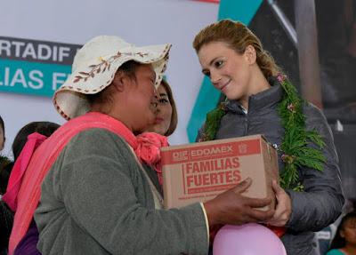 MÁS DE 8 MIL FAMILIAS DE ALTA MARGINACIÓN RECIBEN ALIMENTACIÓN, VIVIENDA Y SERVICIOS BÁSICOS