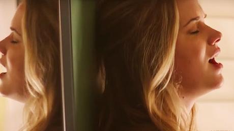 Resultado de imagen para you serie 2018