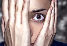 Me siento fea cuando me miro en el espejo, ¿problema o no? Me siento fea cuando me miro en el espejo, ¿problema o no?