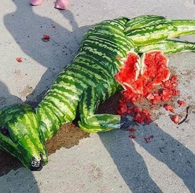 Un perturbador sandíosaurio destripado