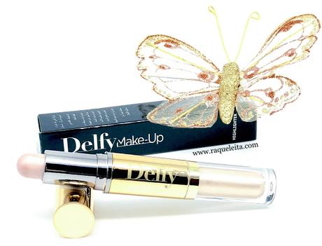 Brilla Esta Navidad con el Nuevo Highlighter de Delfy Make Up
