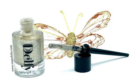 Brilla Esta Navidad con el Nuevo Highlighter de Delfy Make Up