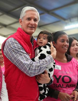 RECONOCE SALARIO ROSA LABOR DE LAS AMAS DE CASA, PORQUE ELLAS HACEN FUNCIONAR A LA FAMILIA: ALFREDO DEL MAZO
