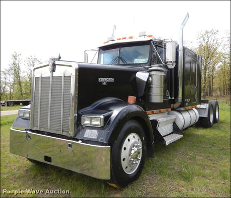 9 New Kenworth W900 Bumper