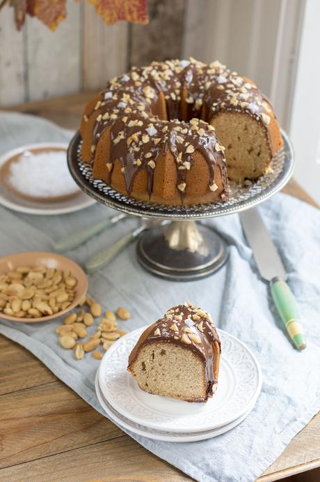 Bundt cake de crema de cacahuete