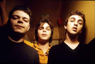 Supergrass - Moving (1999)