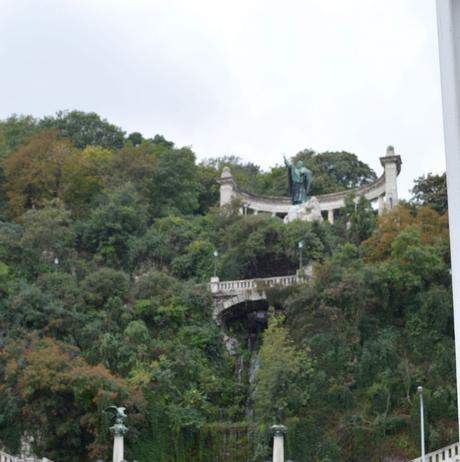 La Iglesia de la Cueva La Iglesia de la Cueva
