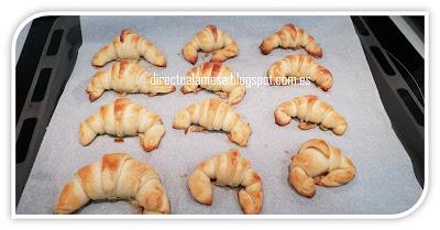 Mini croissants de chocolate