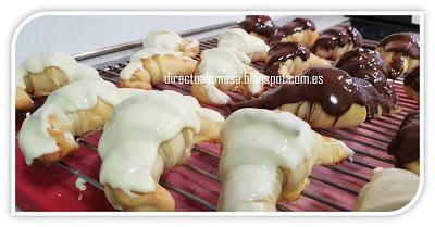 Mini croissants de chocolate