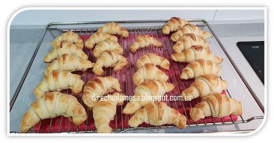 Mini croissants de chocolate