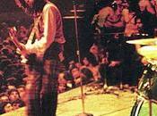 GRANDES ÉXITOS ESCRITOS UNOS MINUTOS Algunos artistas tardan meses, años, terminar obra: retocan, modifican nunca quedan satisfechos. Otros, embargo, hacen contrario, limitan materializar inmediatamente ocurr...