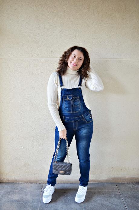 Regresa el peto denim