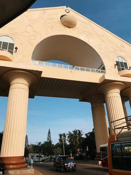 GAMBIA: Qué visitar y donde comer | PARTE I