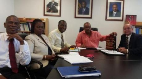 La OPS financiará un programa con médicos cubanos en Barbados