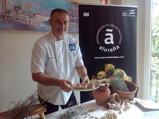 CREMA OTOÑAL DE CALABAZA, COCO Y SETAS CON JAMÓN IBÉRICO Y ACEITUNAS ALOREÑAS DE MALAGA (RECETA DEL CHEF SERGIO GARRIDO) CREMA OTOÑAL DE CALABAZA, COCO Y SETAS CON JAMÓN IBÉRICO Y ACEITUNAS ALOREÑAS DE MALAGA (RECETA DEL CHEF SERGIO GARRIDO)