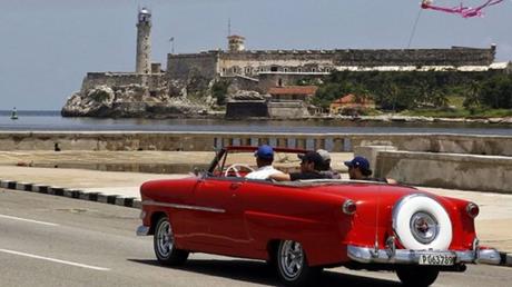 El régimen apuesta a conquistar turistas con las memorias de la Cuba republicana