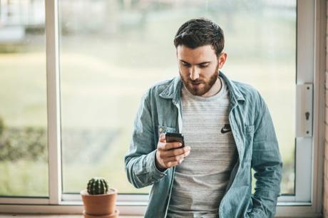 Mayor riesgo de depresión para los adolescentes que pasan mucho tiempo con el celular