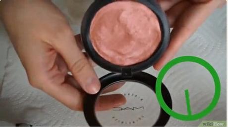 Cómo reparar un polvo compacto roto