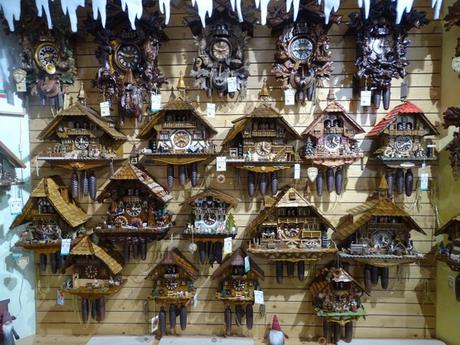 Triberg, los relojes de cuco más grande del mundo y la tarta más famosa. Triberg, los relojes de cuco más grande del mundo y la tarta más famosa.