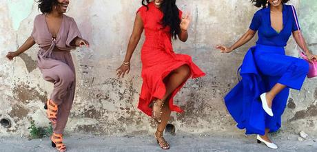 Aprender a posar para Instagram es algo que está de moda. Sacado de una guía para saber posar vista en Pinterest. Socializar: Jane Austen vs hoy en día