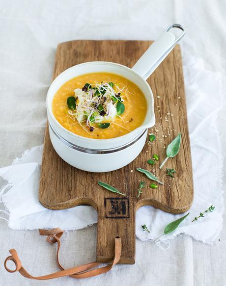 Sopa de lentejas de coral