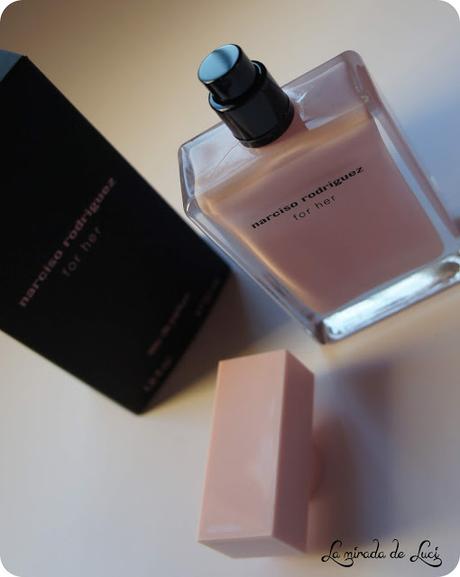 NOVIEMBRE HUELE A...Narciso Rodriguez, For Her