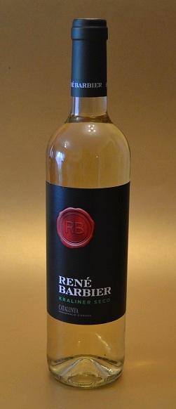 Probando los vinos Kraliner Seco y Tinto Roble de RENÉ BARBIER (proyecto de KUVUT)