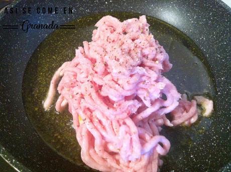 Espaguetis a la crema de mostaza