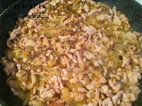 Espaguetis a la crema de mostaza