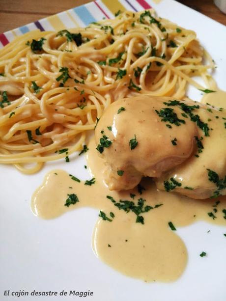 POLLO CON ESPAGUETIS EN SALSA DE MIEL Y MOSTAZA POLLO CON ESPAGUETIS EN SALSA DE MIEL Y MOSTAZA