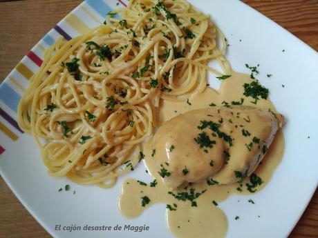 POLLO CON ESPAGUETIS EN SALSA DE MIEL Y MOSTAZA POLLO CON ESPAGUETIS EN SALSA DE MIEL Y MOSTAZA