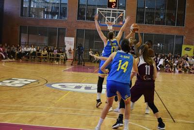 Galería de momentos del Bàsquet Femení Sant Adrià-Cadí La Seu