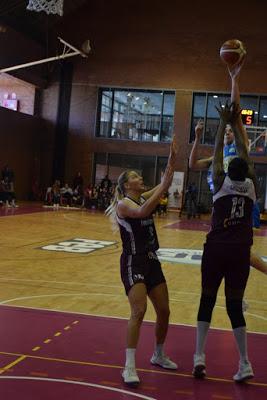 Galería de momentos del Bàsquet Femení Sant Adrià-Cadí La Seu