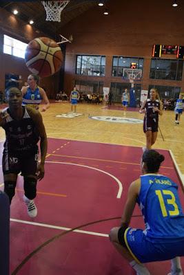 Galería de momentos del Bàsquet Femení Sant Adrià-Cadí La Seu