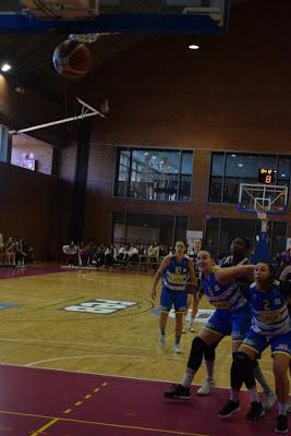 Galería de momentos del Bàsquet Femení Sant Adrià-Cadí La Seu