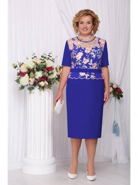 La imagen puede contener: 1 persona, sonriendo, de pie