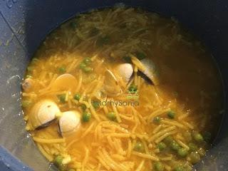 FIDEOS MELOSOS CON ALMEJAS EN OLLA GM E, F, G