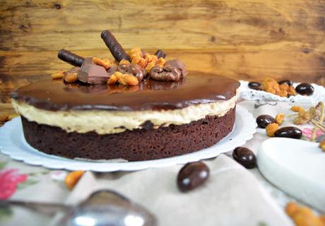 TARTA DE CREMA DE CACAHUETE CON BROWNIE DE CHOCOLATE crema de cacahuete, tarta de crema de cacahuete, tarta de crema de cacahuete y chocolate, tarta de crema de cacahuete sin horno, tarta de crema de cacahuete con brownie de chocolate, las delicias de mayte,