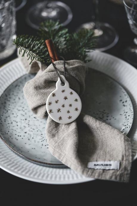 Decoración navideña nórdica discreta