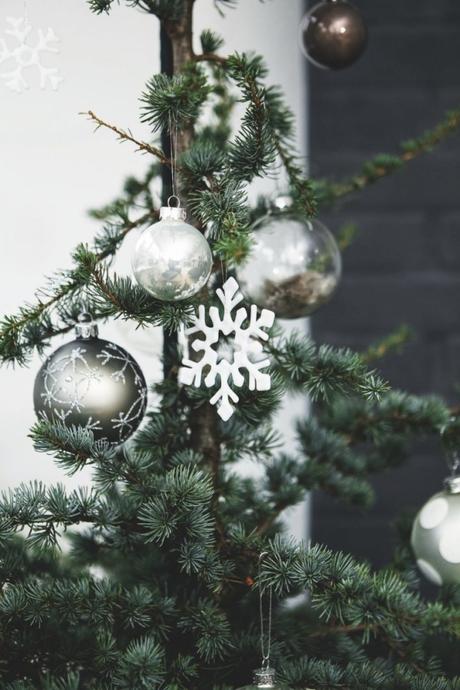 Decoración navideña nórdica discreta