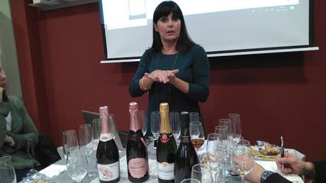 VINOS Y MARIDAJE: Cata «Batalla de burbujas»: Jueves 29 de noviembre de 2018