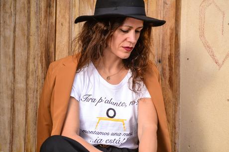 TIRA P´ALANTE, NO? O MONTAMOS UNA MESA... IA ESTA!!