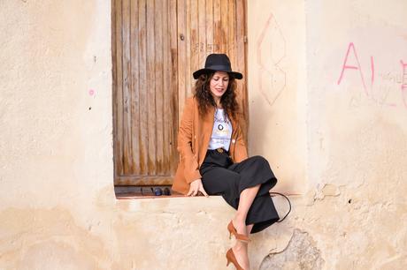 TIRA P´ALANTE, NO? O MONTAMOS UNA MESA... IA ESTA!!