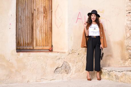 TIRA P´ALANTE, NO? O MONTAMOS UNA MESA... IA ESTA!!