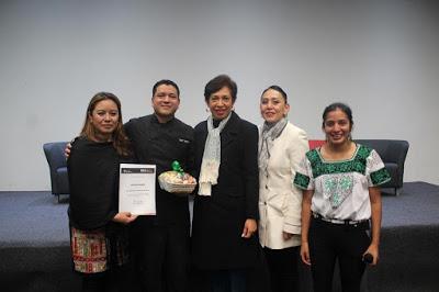 BUSCAN INCORPORAR LA COCINA TRADICIONAL COMO UN ELEMENTO PERMANENTE E IMPRESCINDIBLE DENTRO DE LA OFERTA TURÍSTICA DEL ESTADO DE MÉXICO. BUSCAN INCORPORAR LA COCINA TRADICIONAL COMO UN ELEMENTO PERMANENTE E IMPRESCINDIBLE DENTRO DE LA OFERTA TURÍSTICA DEL ESTADO DE MÉXICO.