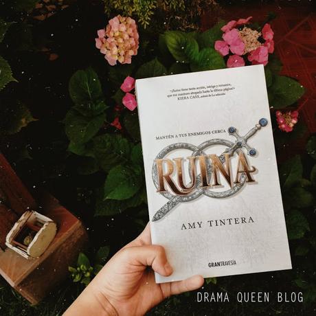 Reseña | Ruina - Amy Tintera